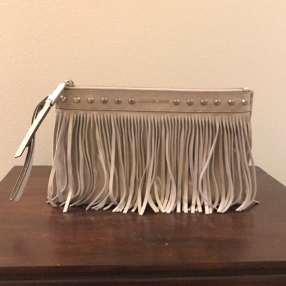 Fringe Clutch